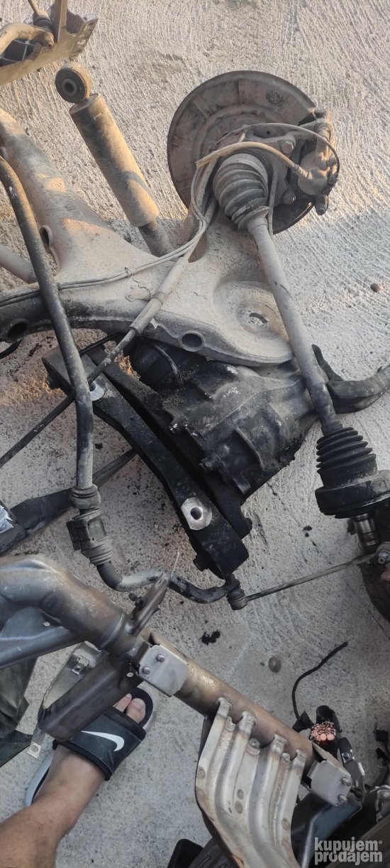 Poluosovine za Mercedes Vito W 639