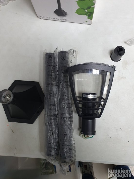 Baštenska Lampa 60W 17.5x17.5x99.5cm-Philips