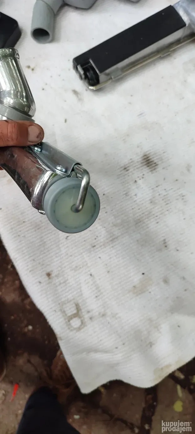 siroka papuca profi metalna od usisivaca profesionalnog