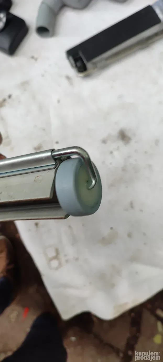 siroka papuca profi metalna od usisivaca profesionalnog