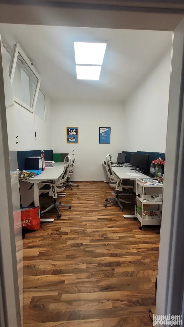 Ive Lole Ribara 6, Opština Novi Sad, 4.0 četvorosoban, 131 m²