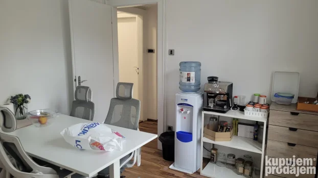 Ive Lole Ribara 6, Opština Novi Sad, 4.0 četvorosoban, 131 m²