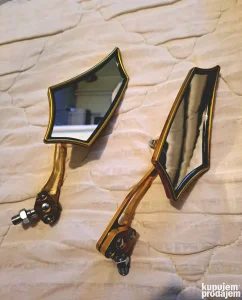 Univerzalni retrovizori za motor