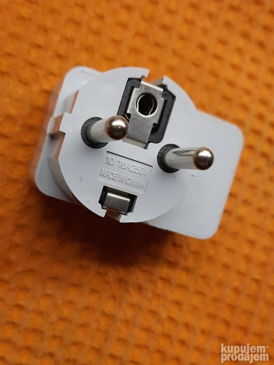 Strujni adapter USA/UK na evropski sa prekidacem KupujemProdajem