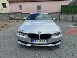 BMW 320