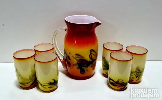 Vrhunski stari orijentalni servis - bojeno opalin staklo