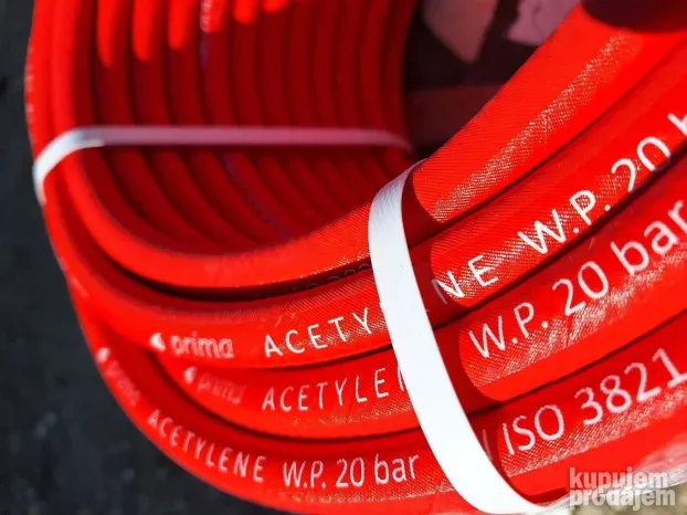 Crevo za kompresor fi10mm 20 bari Gumeno