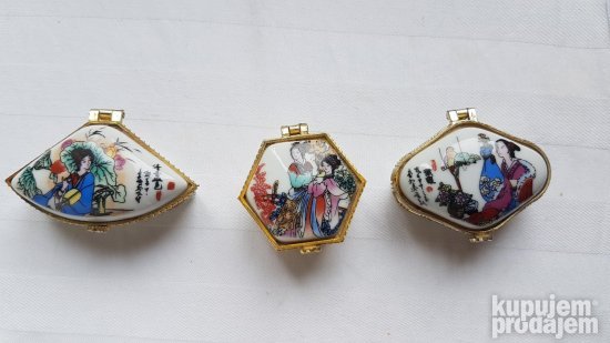 Porcelanska ukrasna kutija - br.10