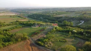 Dozvoljena gradnja zemljište kod manastira Staro Hopovo