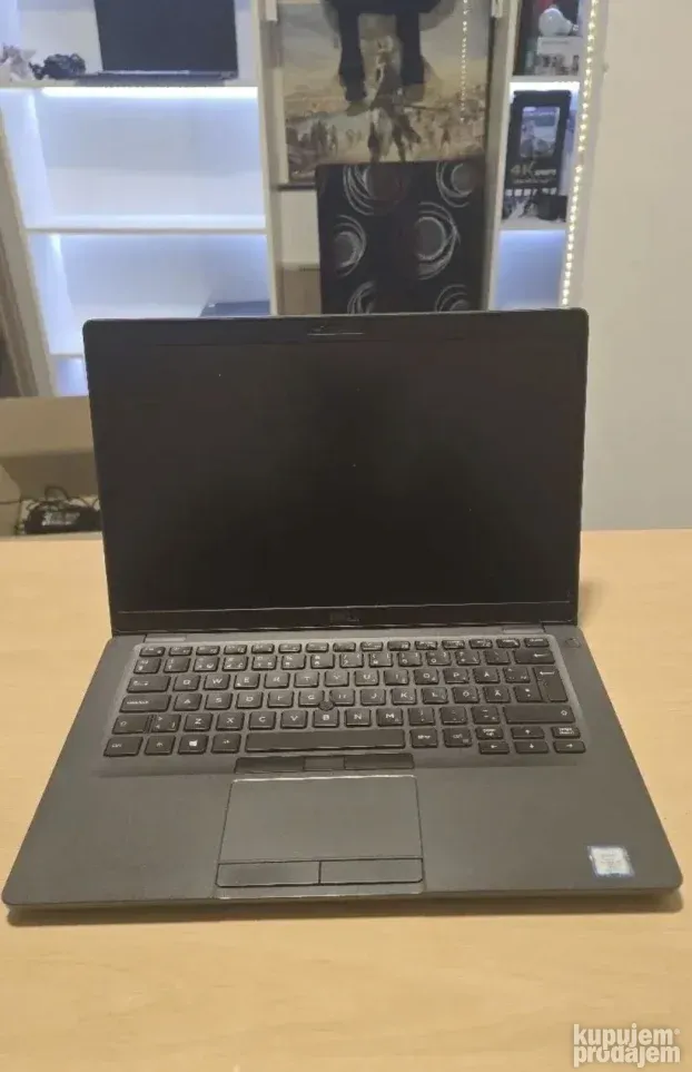 Dell 5400/i5 8365/8gb/256gb/14inch FHD/TOP Ponuda