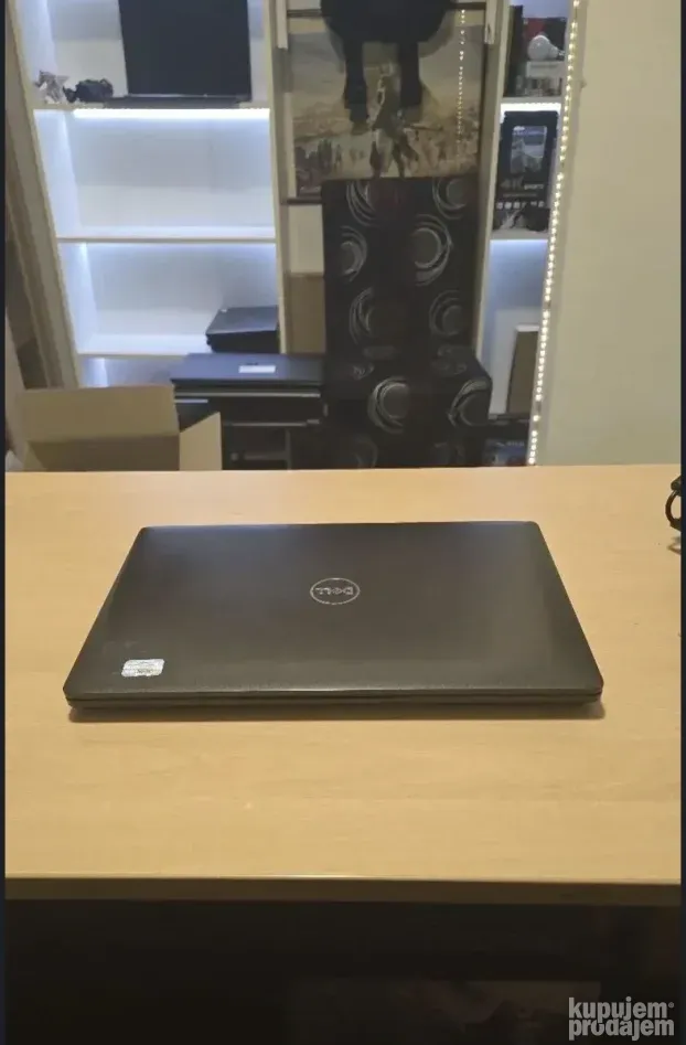 Dell 5400/i5 8365/8gb/256gb/14inch FHD/TOP Ponuda