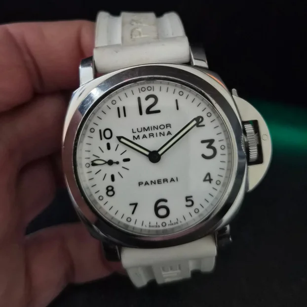 Panerai PAM 113 Luminor Marina 44mm (White Dial)