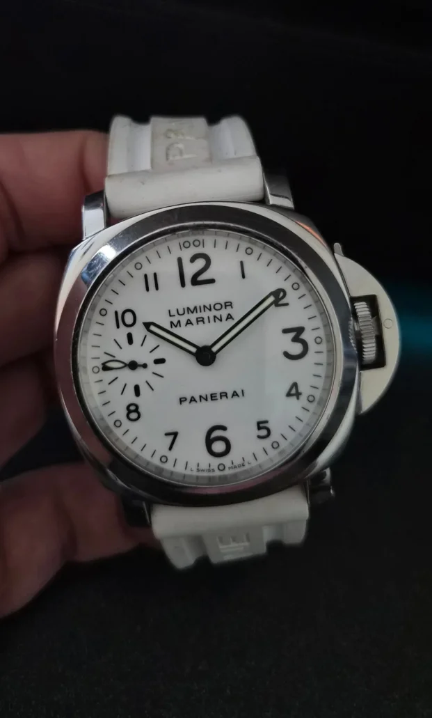 Panerai PAM 113 Luminor Marina 44mm (White Dial)