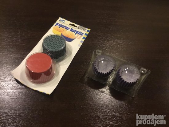 KORPICE papirne, 380 kom, osam boja, za kolače