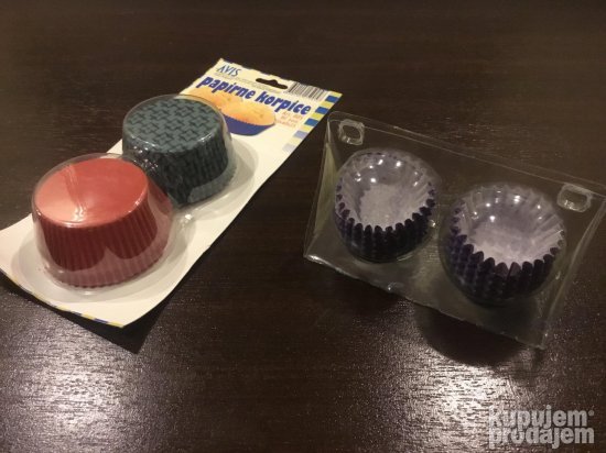 KORPICE papirne, 380 kom, osam boja, za kolače