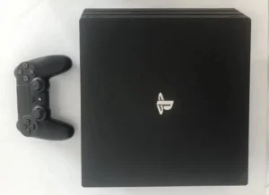 Playstation 4 / Pro/ 1Tb/ 400 igrica / Online / Top ponuda