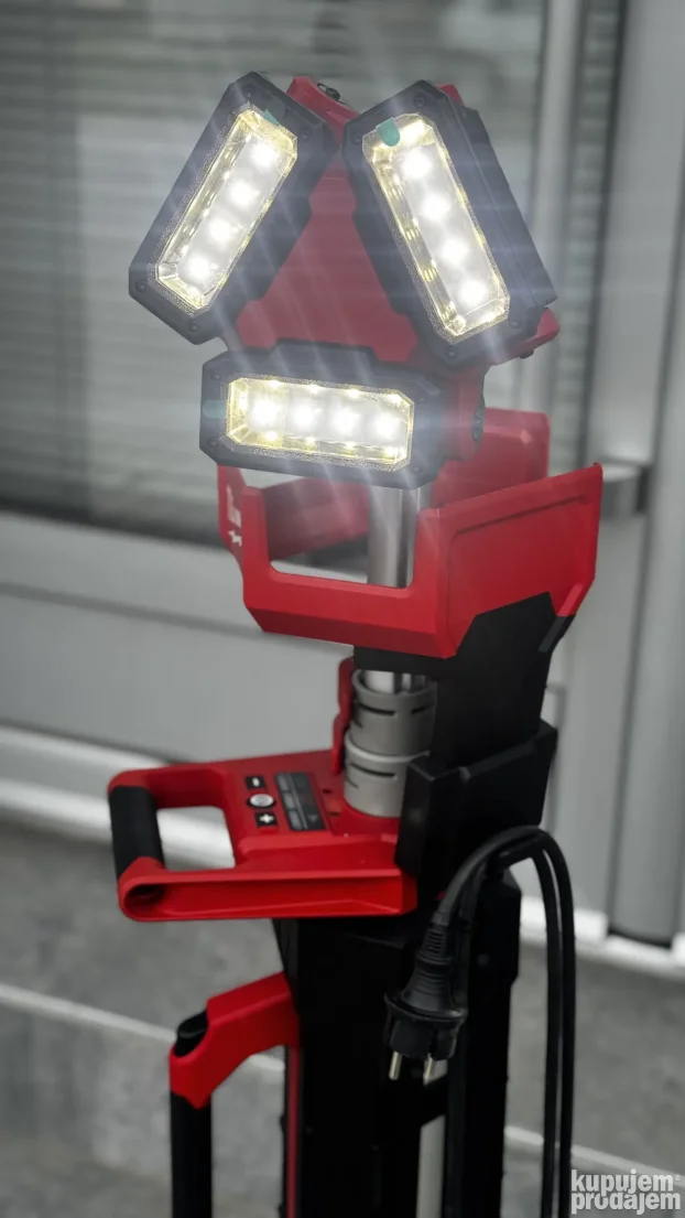 Milwaukee M18 AKU LED prenosni reflektor + baterija 6.0Ah