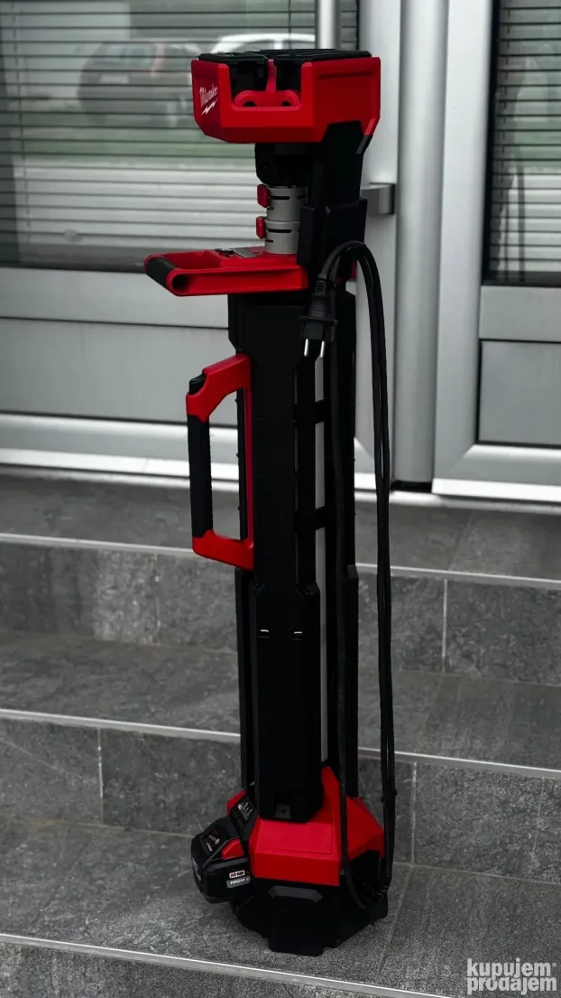 Milwaukee M18 AKU LED prenosni reflektor + baterija 6.0Ah