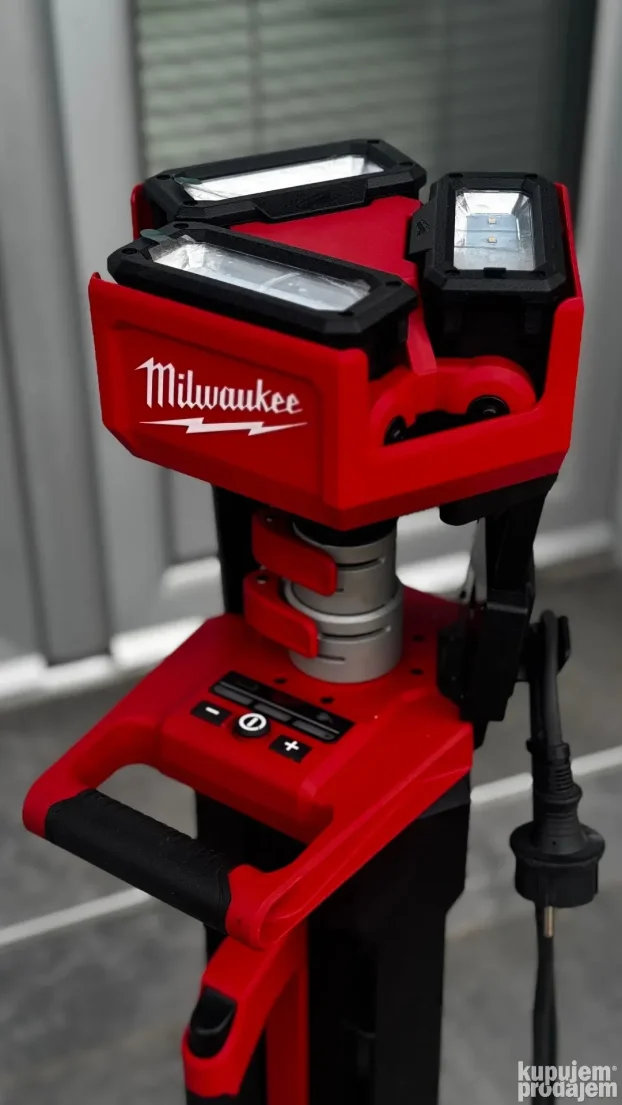 Milwaukee M18 AKU LED prenosni reflektor + baterija 6.0Ah