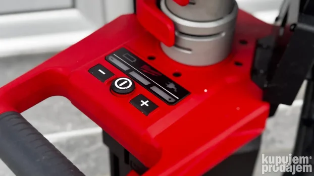 Milwaukee M18 AKU LED prenosni reflektor + baterija 6.0Ah