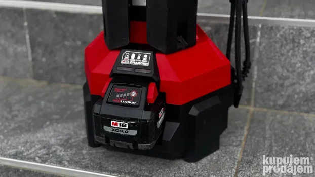 Milwaukee M18 AKU LED prenosni reflektor + baterija 6.0Ah