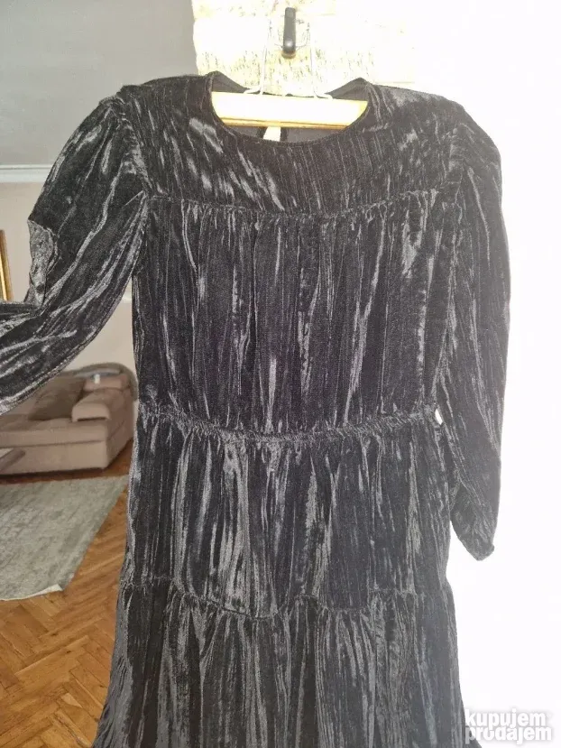 Zara haljina  vel 10  prelepa