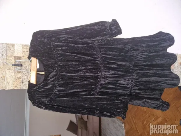 Zara haljina  vel 10  prelepa