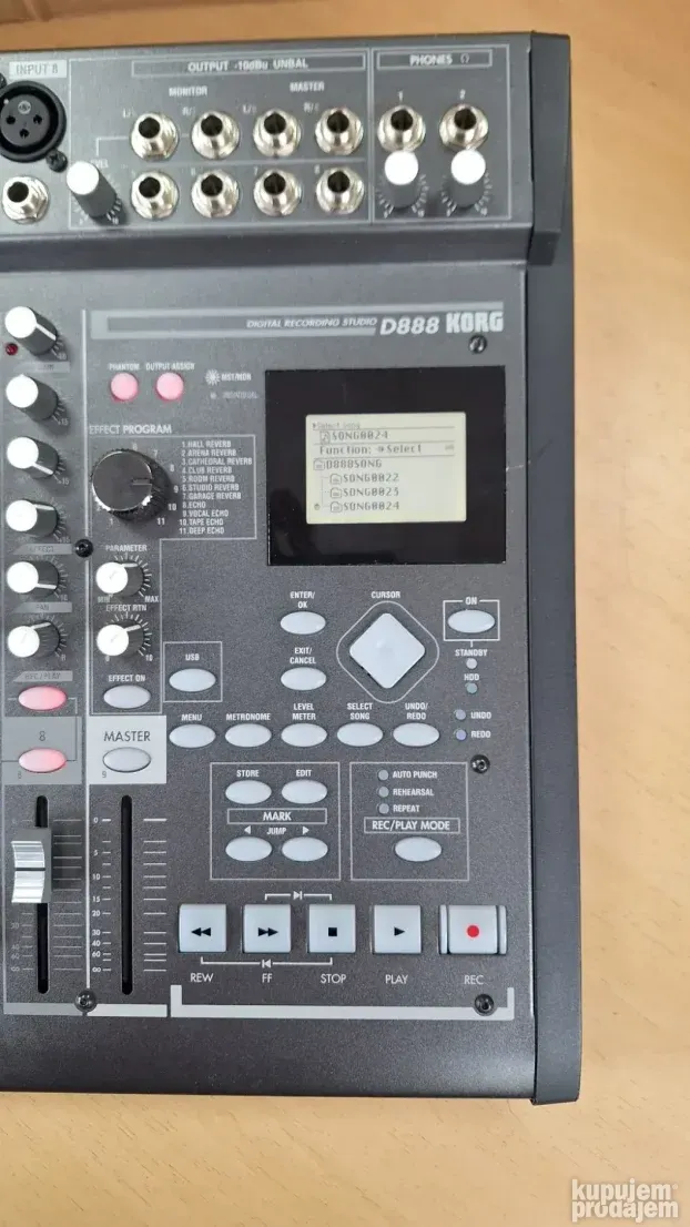 KORG D888 Digital Recording Studio - KupujemProdajem