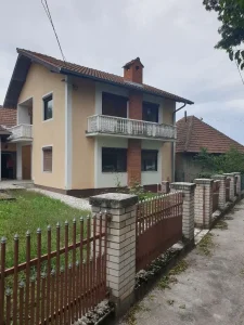 Svilajnac, Sedlare, petosobna +, 300 m²