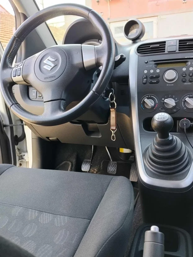 2009 Suzuki Splash 1242