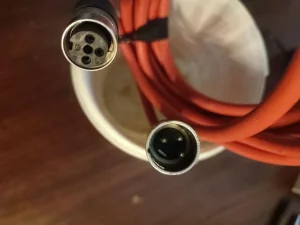 Monacor low noise 3pin na 4pin