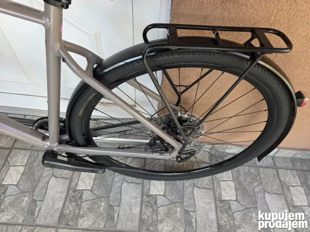 specialized sirrus x 3.0. 28. 1X11. XL. NOVO