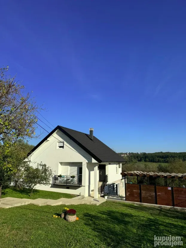 Barajevo, 2.0 dvosobna, 100 m²