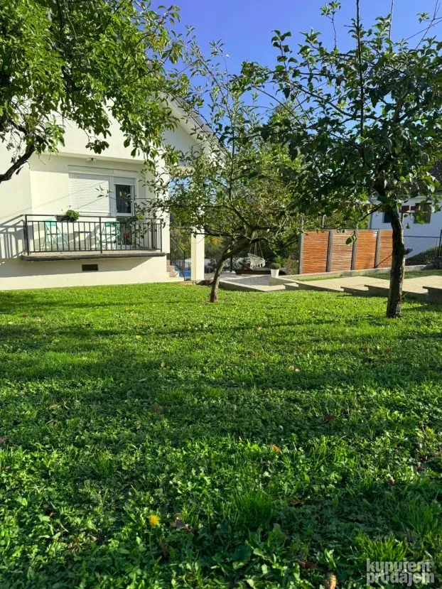 Barajevo, 2.0 dvosobna, 100 m²