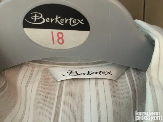 KOMPLET ženski letnji, drap, lep, br. 46, UK