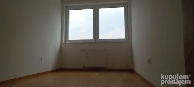 Trosoban stan na top lokaciji! 70m2