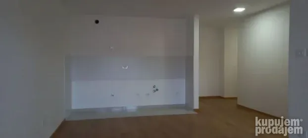 Trosoban stan na top lokaciji! 70m2