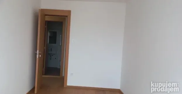 Trosoban stan na top lokaciji! 70m2