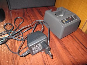 punjac za Motorolu BMD sa stapnom antenom