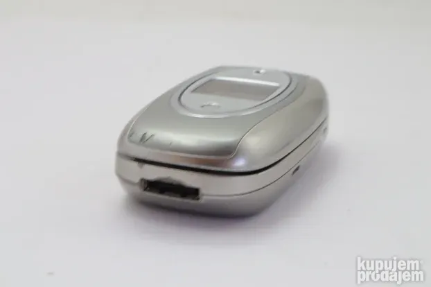 Samsung SGH G 330 retro mobilni telefon