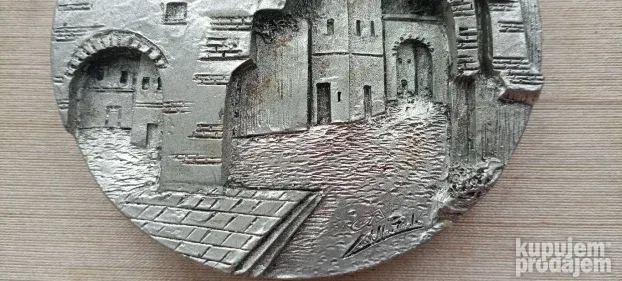 Stara slika reljef sa srebrom