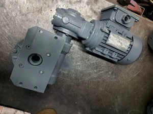 Reduktori 0,18 kw 2,5 o/min