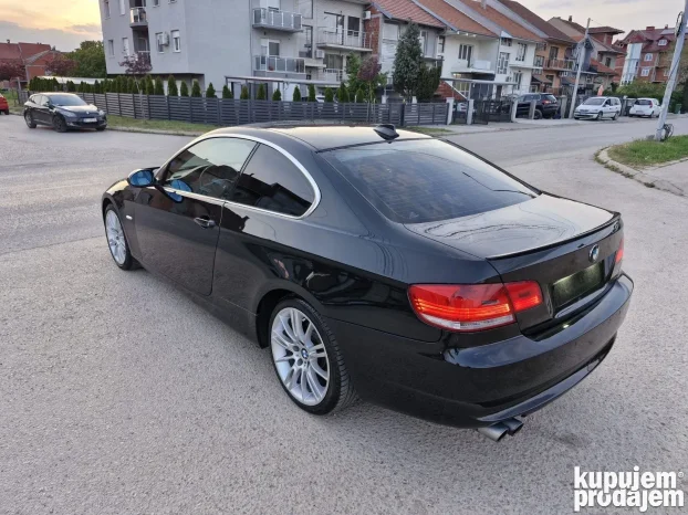 2009 BMW 325 e92 xdrive