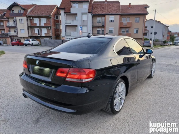 2009 BMW 325 e92 xdrive