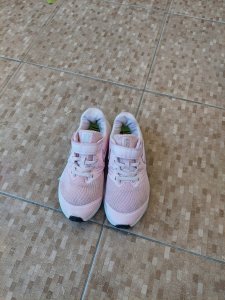 Lagane letnje Nike patike za devojcicu broj 31.5