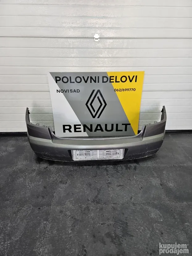 Branik zadnji Renault Megane 2 Sedan reno megan 2 - KupujemProdajem