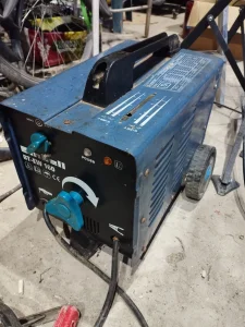 Električni aparat za varenje Einhell 160