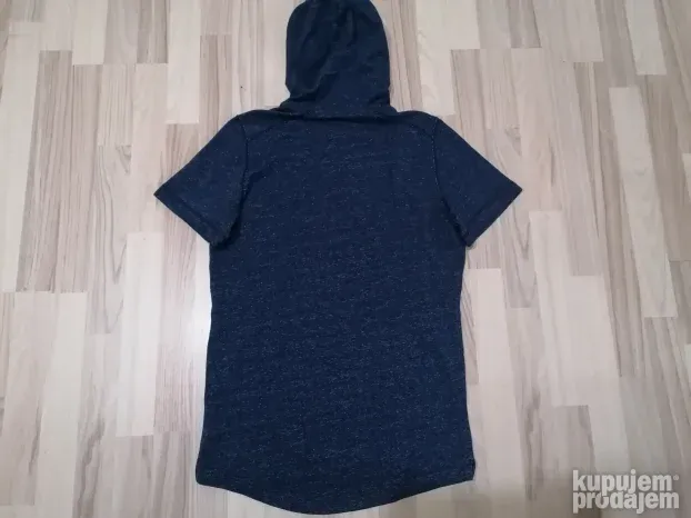 7603 - UNDER ARMOUR majica M Original TOP