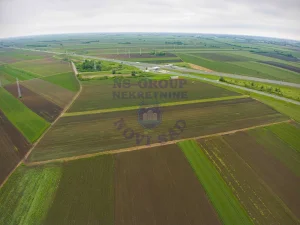 Poljoprivredno zemljište od 35419m2 na Klisi! š.  546685