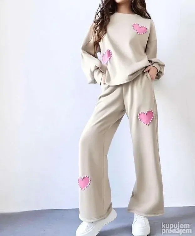 Komplet: 2.800 dinara